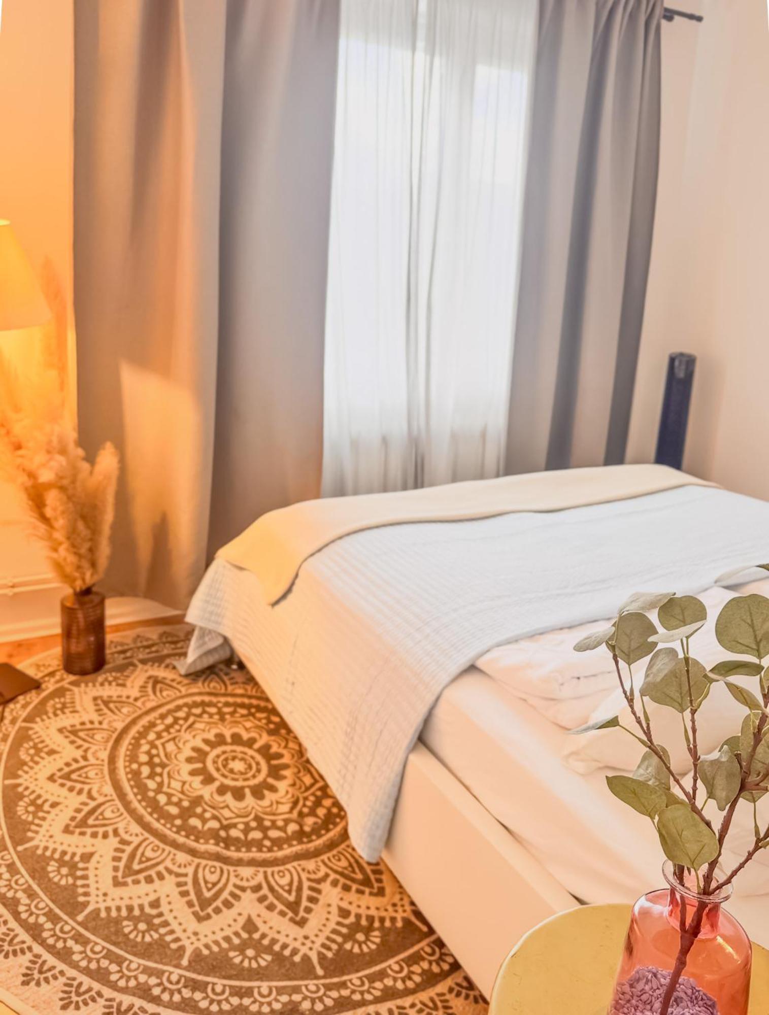 Appartement 01 Bedroom In Mitte-Up To 5 People-Private Free Parking