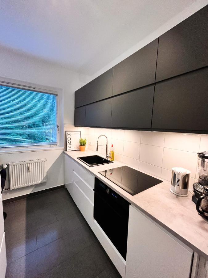 01 Bedroom In Mitte-Up To 5 People-Private Free Parking Appartement *